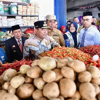 Pj Gubernur Bahtiar Serukan Gerakan Tanam Cabai Demi Cegah Inflasi