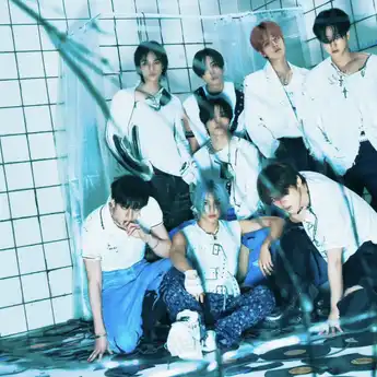 Lirik dan Terjemahan Lagu BLIND SPOT Milik Stray Kids (SKZ)