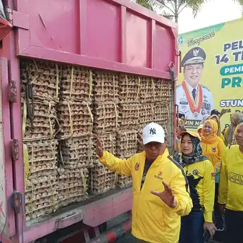 Atasi Stunting dan Underweight, Pemprov Kalsel Distribusikan 14 Truk Telur Ayam ke 13 Kabupaten/Kota