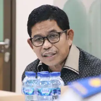 Wakil Dewan Dorong Pemerintah PPU Tertibkan Parkir Liar di Pelabuhan