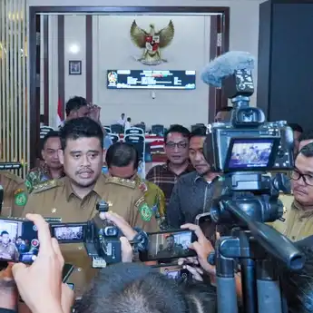 Bobby Nasution Soal Rekonstruksi Intersection Jalan Sudirman: Bukan Keramik dan Belum Selesai