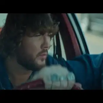 Lirik Lagu dan Terjemahan 'Homecoming' Milik James Arthur