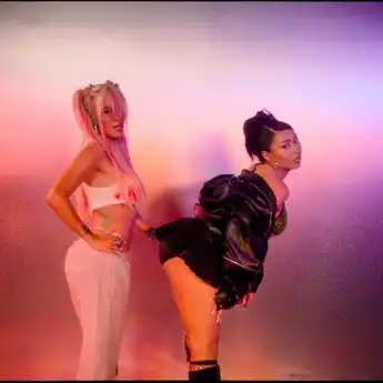 Berikut Ini Lirik Lagu 'Labios Mordidos' oleh Kali Uchis dan KAROL G