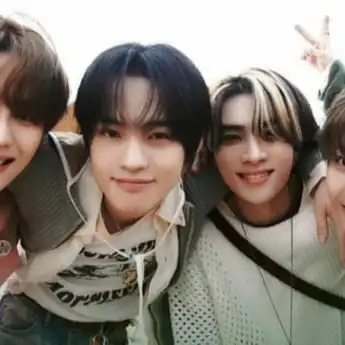 Lirik Lagu 'Marine Turtle' – NCT U, dengan Terjemahan Indonesia dan Inggris