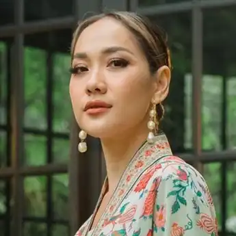 Lirik Lagu 'Sunny' - Bunga Citra Lestari