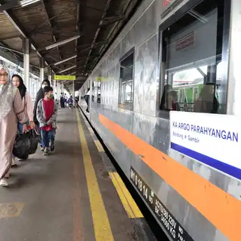Tiket KA Nataru Di Daop 2 Sepi Peminat? Baru Terjual 25 Persen