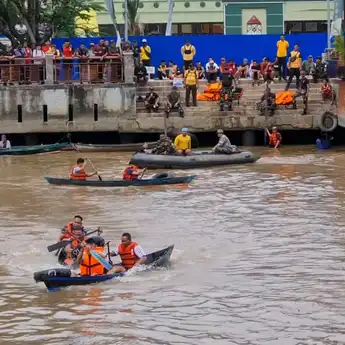 Halang Rintang Ala Militer! Lomba HTF Sungai Diikuti Puluhan Peserta