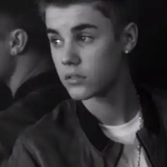 Lirik Lagu 'Fa La La' yang Dinyanyikan oleh Justin Bieber