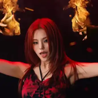 Lirik Lagu Crown On My Head - Yeji ITZY, dengan Terjemahan Indonesia dan Inggris