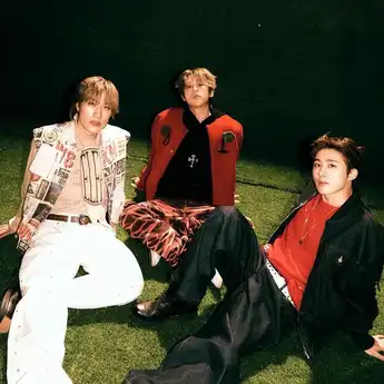 Lirik Lagu INFJ - BIG Naughty ft B.I & Bang Yedam, dengan Terjemahan Indonesia dan Inggris
