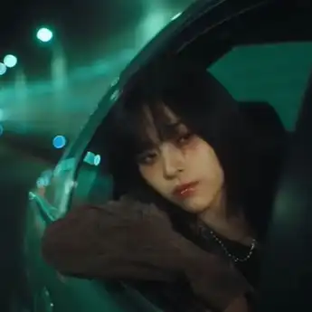 Lirik Lagu 'Run Away' - Ryujin ITZY, Berhasil Trending di YouTube!