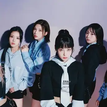 Lirik Lagu 'Run For Roses' - NMIXX, dengan Terjemahan