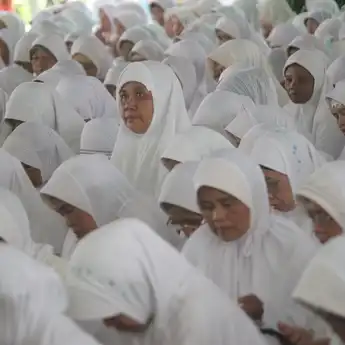 Teks MC Pengajian Maulid Nabi 2024, Lengkap dari Awal hingga Akhir