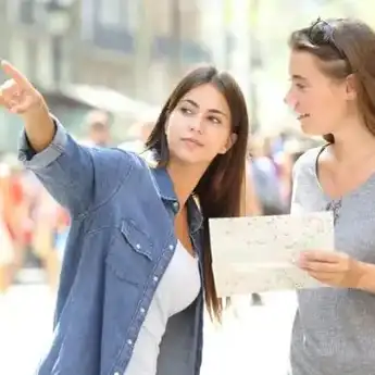 15 Contoh Dialog Asking and Giving Direction Singkat dan Artinya