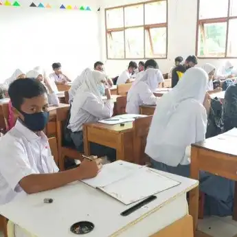 Kunci Jawaban Bahasa Indonesia Kelas 10 Halaman 140-141 Kurikulum Merdeka