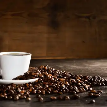 Berikut 7 Manfaat Minum Kopi Tanpa Gula dan Risiko Efek Sampingnya