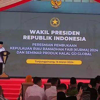 Wapres Ma'ruf Amin Minta Pemprov Kepri Tingkatkan Ekosistem Halal Bidang Perairan Laut