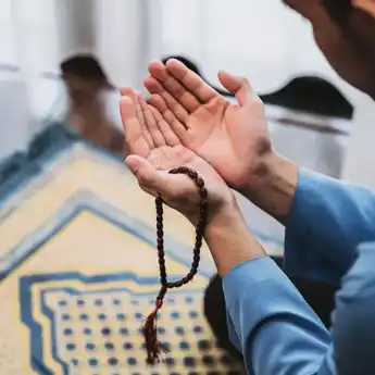 Keutamaan, Niat, dan Tata Cara Sholat Lailatul Qadar di Bulan Ramadhan