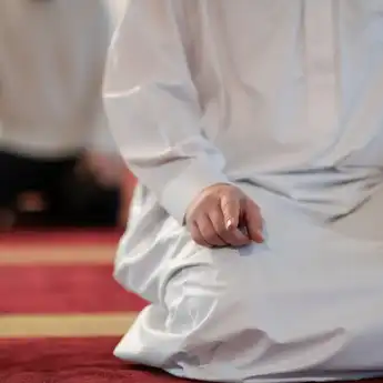 Bacaan Doa setelah Sholat Tarawih, Lengkap dengan Tata Caranya