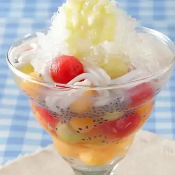 Resep Es Buah Jelly Selasih, Ide Takjil Praktis untuk Buka Puasa