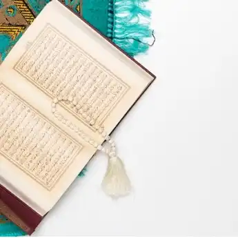 6 Contoh Teks Ceramah Tentang Nuzulul Qur'an Lengkap dengan Dalilnya