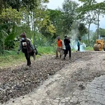 Jalanan di Lereng Merapi Rusak, Pengendara Dihimbau Untuk Berhati-hati