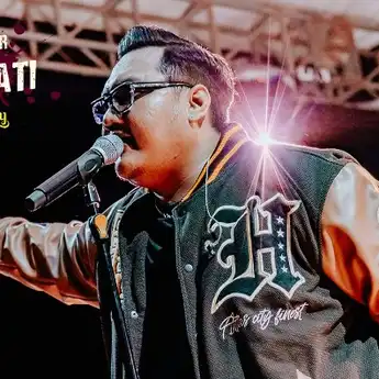 Lirik dan Makna Lagu Sayang Sayang dari Ndarboy Genk yang Sedang Viral