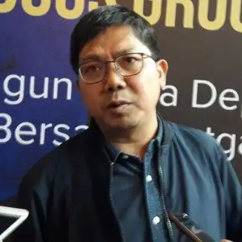 Siapa Bung Towel? Komentator Bola yang Viral Kritik Shin Tae-yong