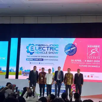 Periklindo Electric Vehicle Show (PEVS) 2024 Resmi Dibuka