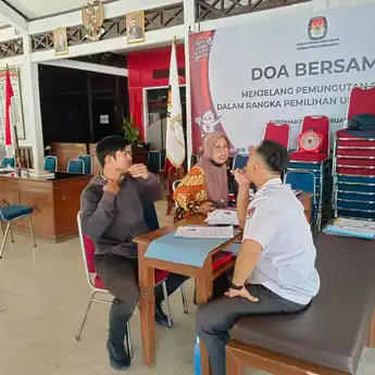 Banyak Pendatang Baru dan Usia Muda Mendaftar PPK di KPU Sukoharjo