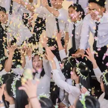 Contoh Teks Sungkeman Perpisahan Sekolah Bahasa Sunda, Bikin Nangis