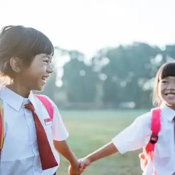 10 Contoh Pidato Tentang Perpisahan Kelas 6 Singkat dan Mengharukan