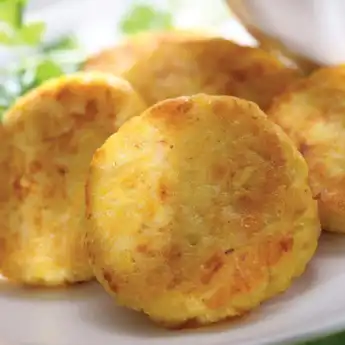 Resep Perkedel Jagung yang Enak: Camilan Renyah yang Mengenyangkan