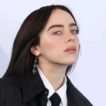 Lirik dan Terjemahan Lagu LUNCH – Billie Eilish, I'll run a shower for you like you want