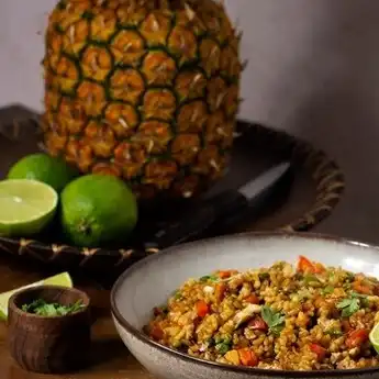Resep Membuat Nasi Goreng Nanas ala Thailand, Rasa Unik Tapi Nikmat