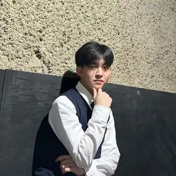 Profil, Biodata, dan Instagram (IG) Maxwell Clash of Champions (COC)