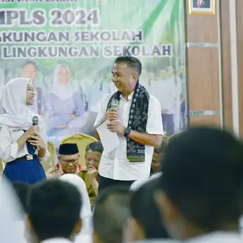 Buka MPLS, Pj Gubernur Jabar Tegaskan Tidak Boleh Ada Kekerasan dan Perundungan