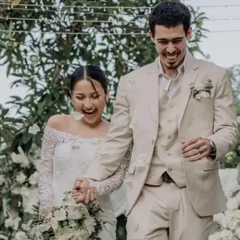 Dali Wassink Suami Jennifer Coppen Meninggal Dunia, Ini Cara Menjelaskan Kematian pada Anak