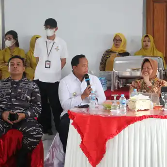 Mensos Risma Kembangkan Potensi Lokal Warga Pulau Kei Besar