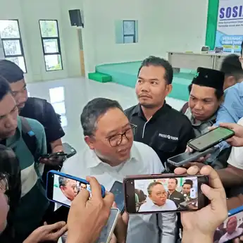 Maju di Pilbub Banjar, Syaifullah Tamliha Pilih Diauddin sebagai Wakil
