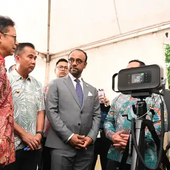 Termasuk Daerah Dengan Kasus TB Tinggi, Jabar Dapat Bantuan 5 Portable X-Ray Dari Kemenkes RI