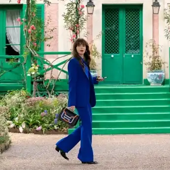 Sinopsis 'Emily in Paris Season 4' Kelanjutan Kisah Emily dan Gabriel