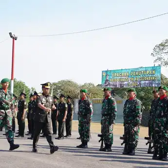 Pangdam II/Sriwijaya Lantik 141 Tamtama Baru dalam Upacara Penutupan Pendidikan di Rindam II/Swj