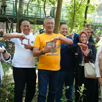 Bersama 11 Komunitas Lingkungan, SBM ITB Sukses Gelar Eling Earth Festival 2024