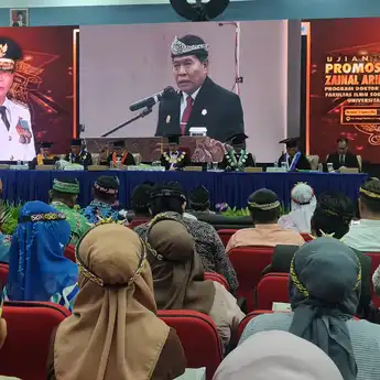 Angkat Isu Masyarakat Pesisir, Gubernur Kaltara Raih Gelar Doktor Administrasi Publik Unhas