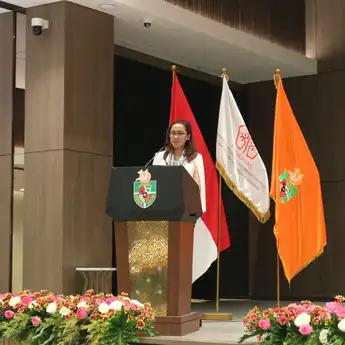 Unika Atma Jaya Dukung Relawan Mahasiswa yang Bertugas Sambut Kedatangan Paus Fransiskus