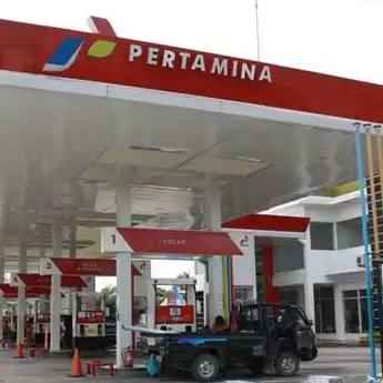 Daftar Mobil yang Dilarang Isi Pertalite di Pertamina, Cek Sekarang!