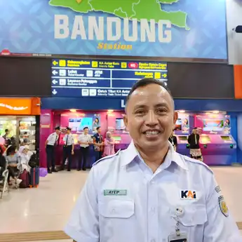 Cegah Korban Berjatuhan, PT KAI Daop 2 Bandung Kembali Tutup Perlintasan Sebidang