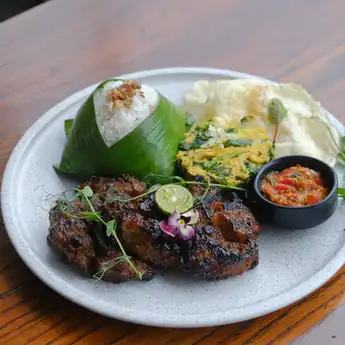 Hotel Harper Malioboro Yogyakarta Hadirkan Kelezatan Autentik dengan Menu Buntut Bakar Maranggi