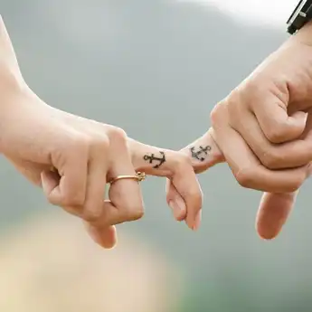 50 Ucapan National Boyfriend Day 2024, Romantis untuk Kekasih